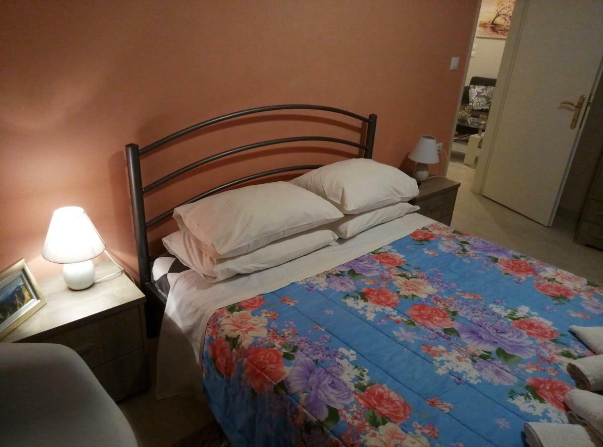 Beautiful Apartment In The Heart Of The City Corfu  Buitenkant foto