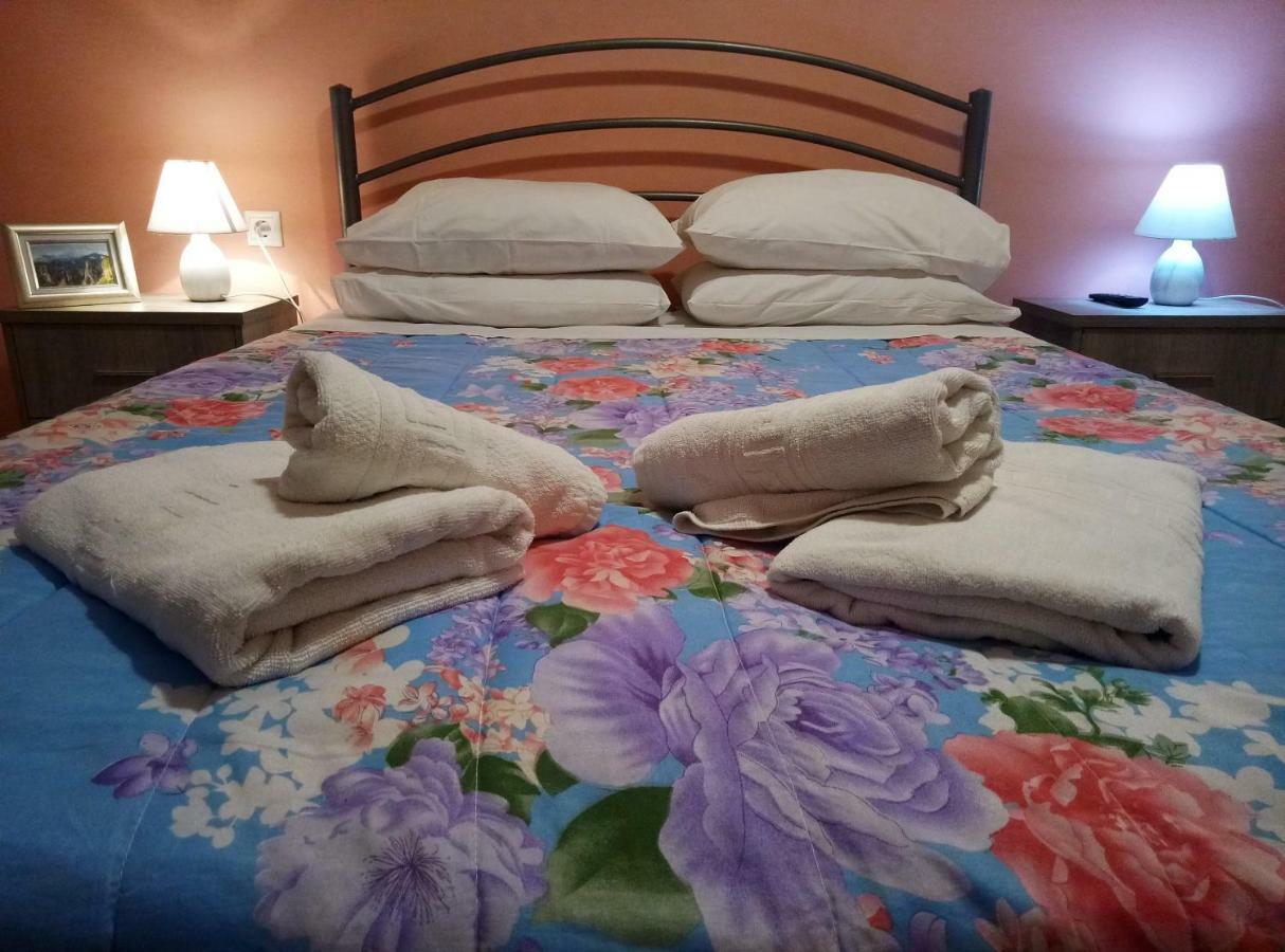 Beautiful Apartment In The Heart Of The City Corfu  Buitenkant foto