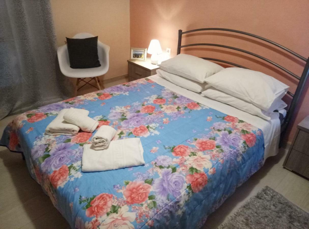 Beautiful Apartment In The Heart Of The City Corfu  Buitenkant foto
